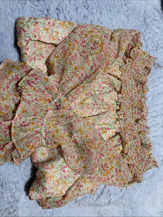 CeCe Tops - CeCe Floral Smocked Crop Blouse in Ivory, Pink & Yellow